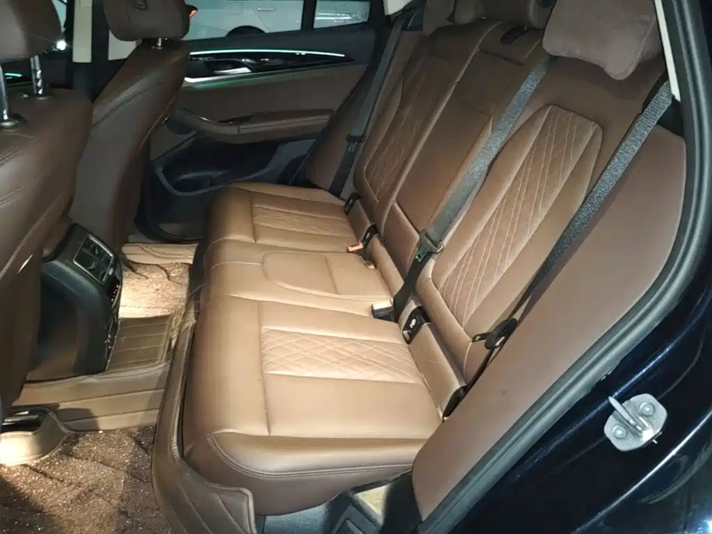 BMW iX3 — миниатюра 17