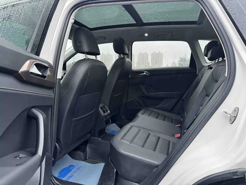 Volkswagen Tharu — миниатюра 10