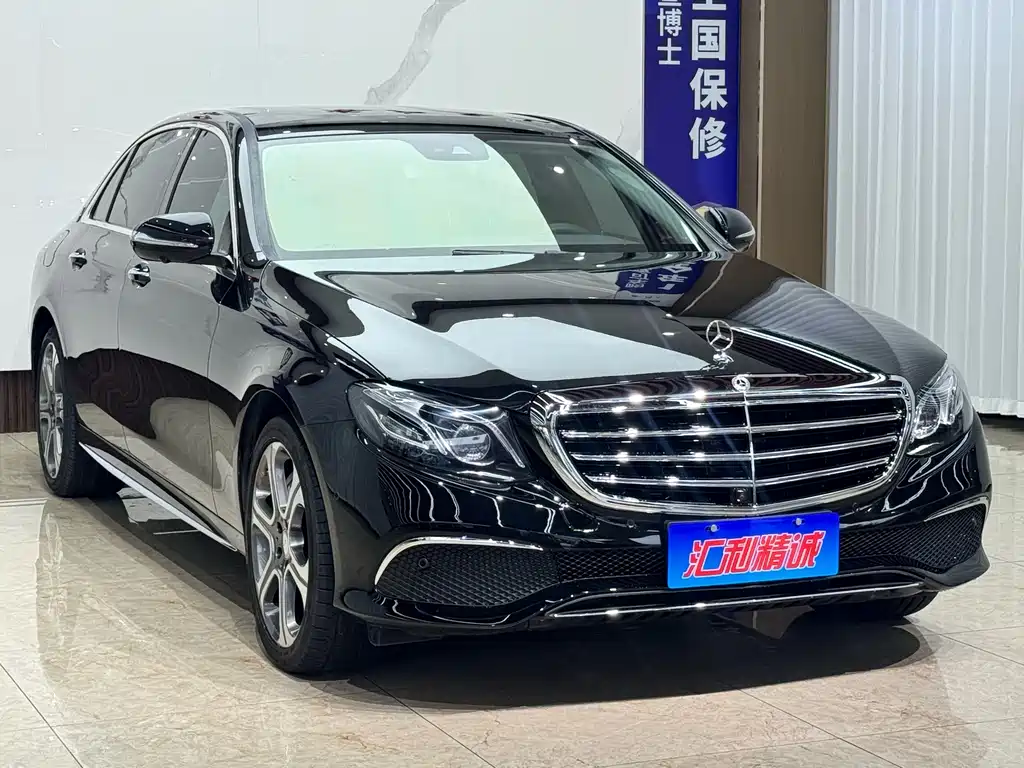 Mercedes-Benz E-Class — миниатюра 3