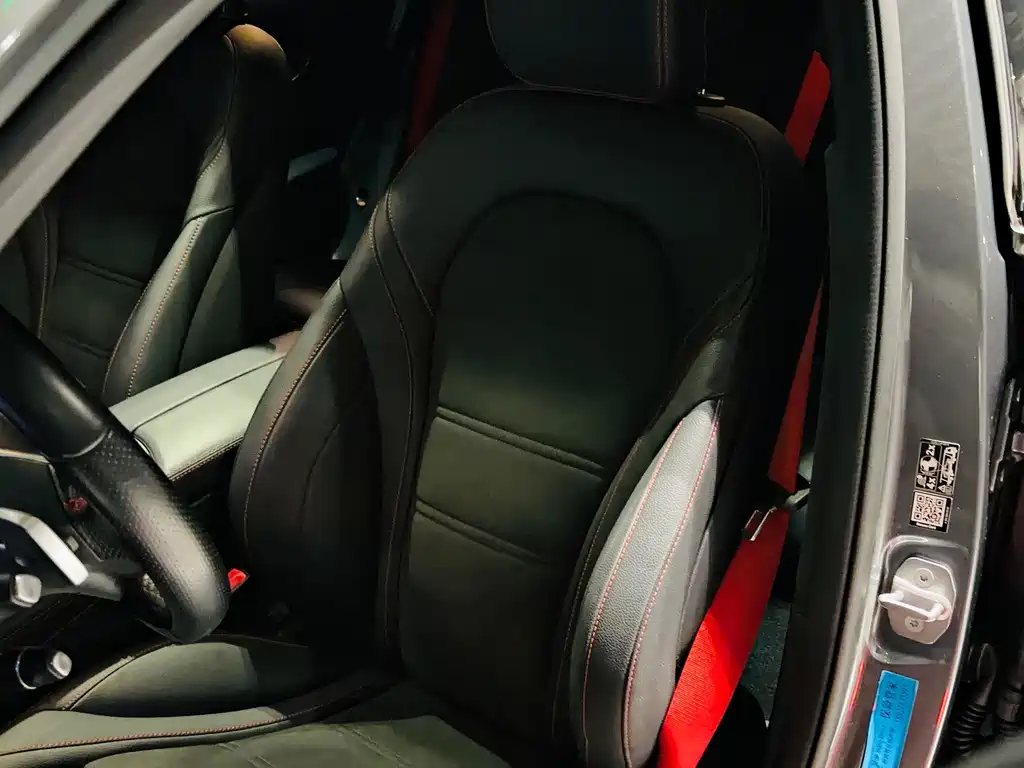 Mercedes-Benz GLC Coupe AMG — миниатюра 13