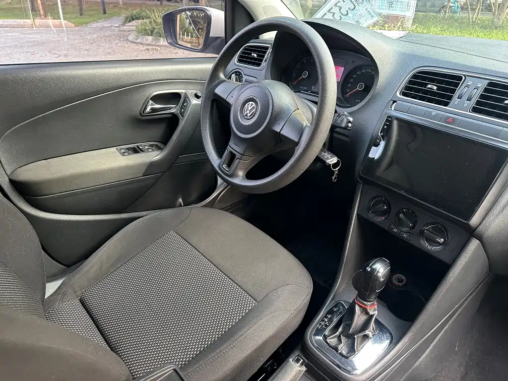 Volkswagen Polo — миниатюра 17