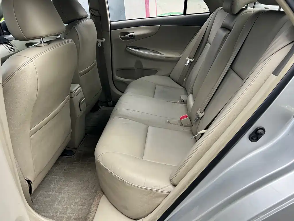 Toyota Corolla — миниатюра 6