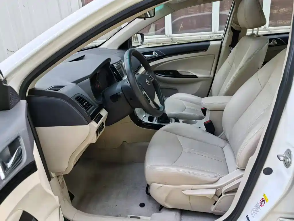BYD e5 — миниатюра 12