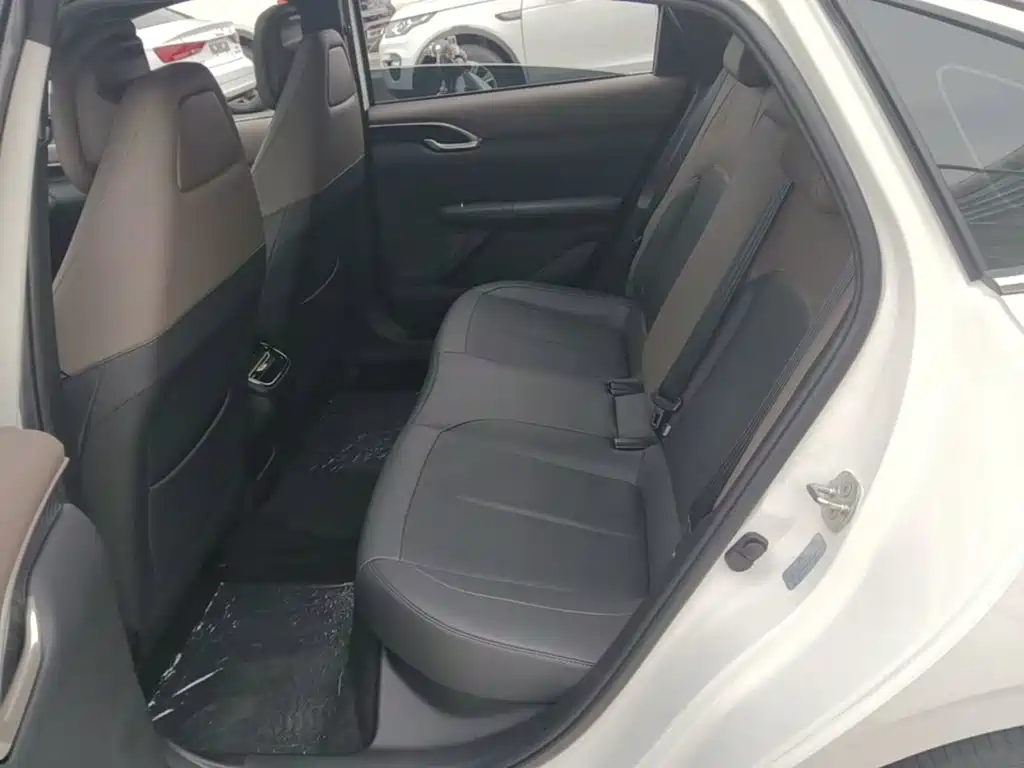 Changan Eado — миниатюра 17