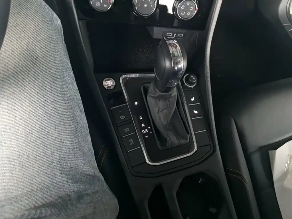 Volkswagen Bora — миниатюра 14