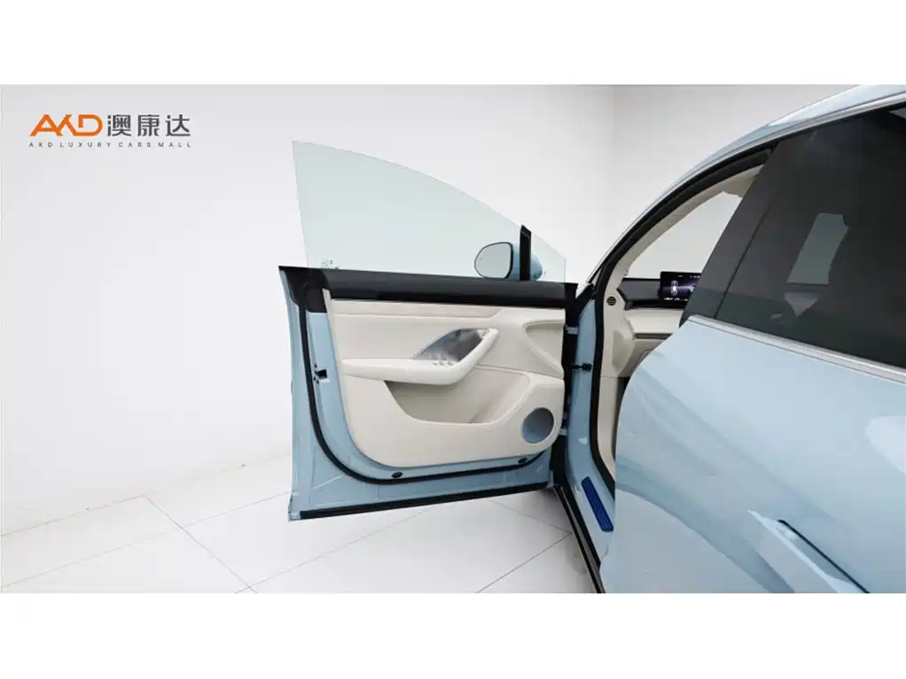 AITO WISDOM WORLD R7