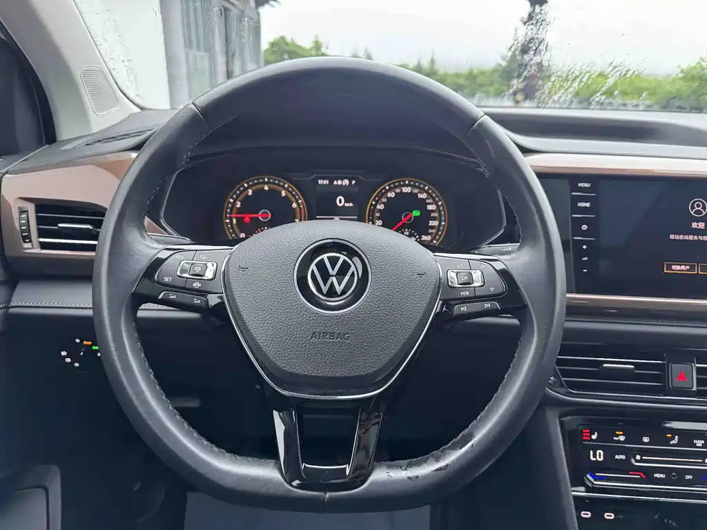 Volkswagen Tharu — миниатюра 15