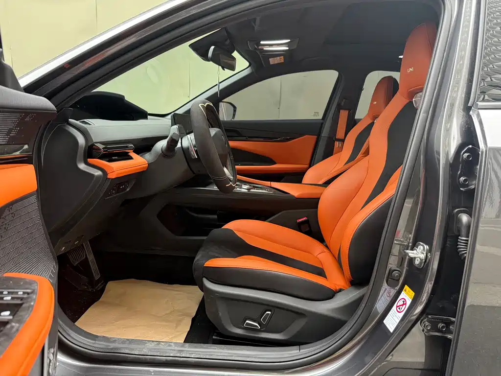 Changan UNI-V — миниатюра 6