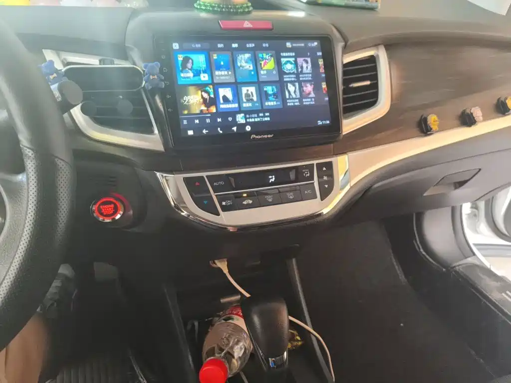 Honda Jade — миниатюра 6