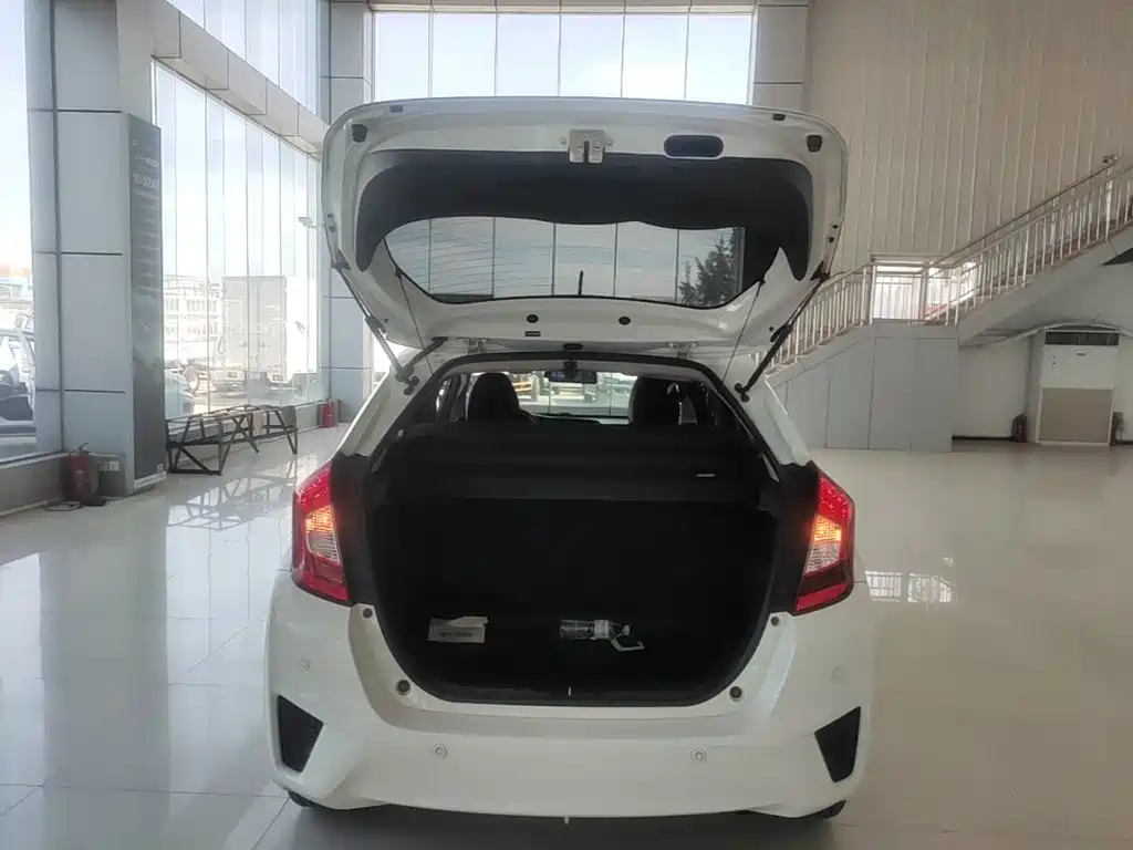 Honda Fit — миниатюра 19