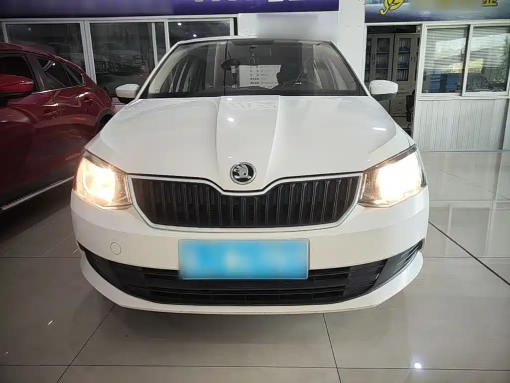 Skoda Fabia — миниатюра 3