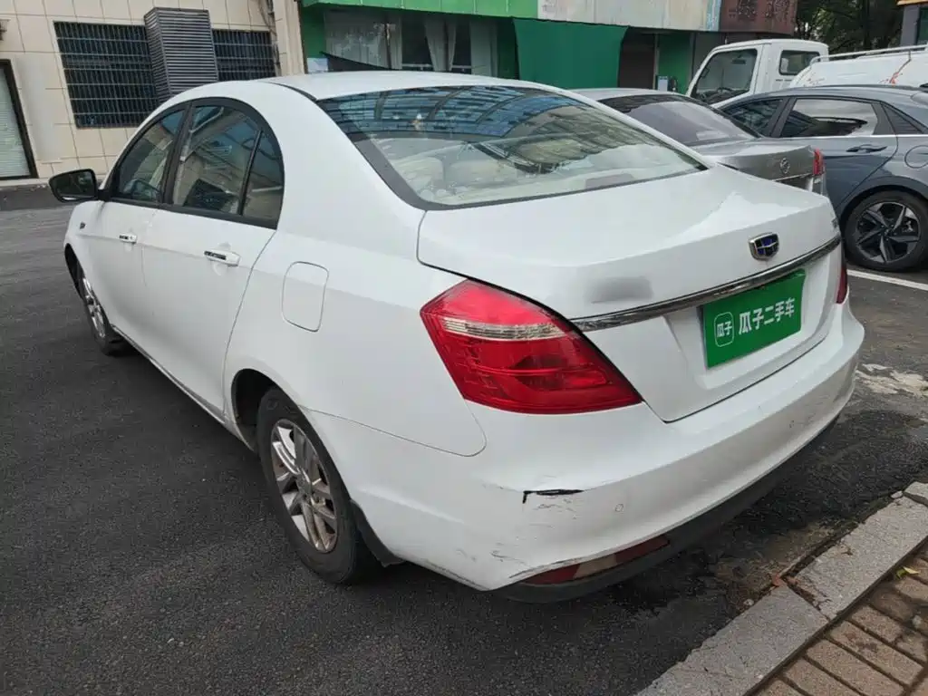 Geely Emgrand — миниатюра 5