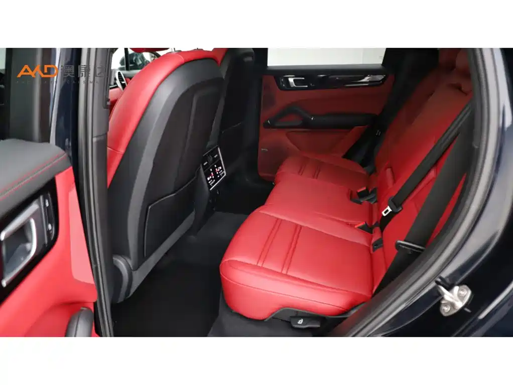 Porsche Cayenne Hybrid — миниатюра 7