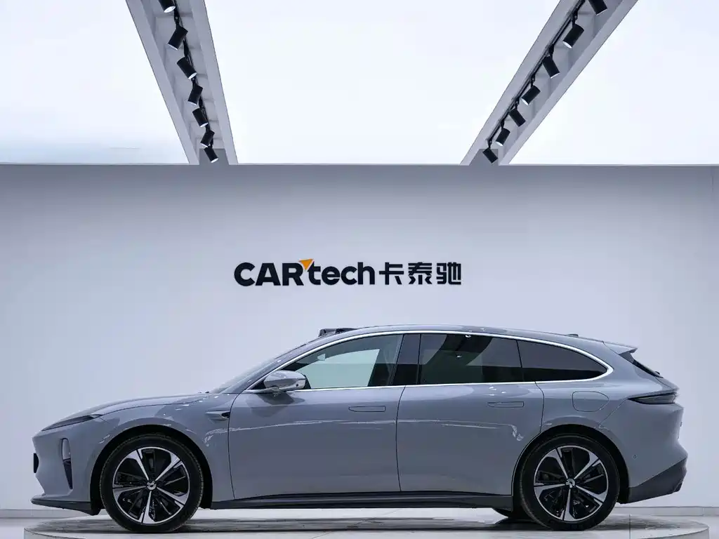 NIO ET5T — миниатюра 2