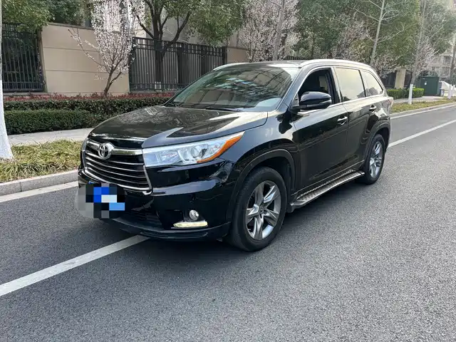TOYOTA HIGHLANDER 2016