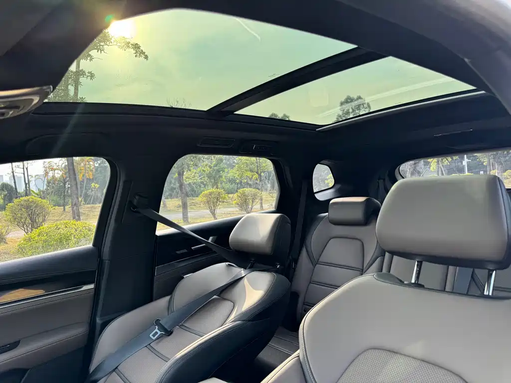 BYD Tang — миниатюра 21