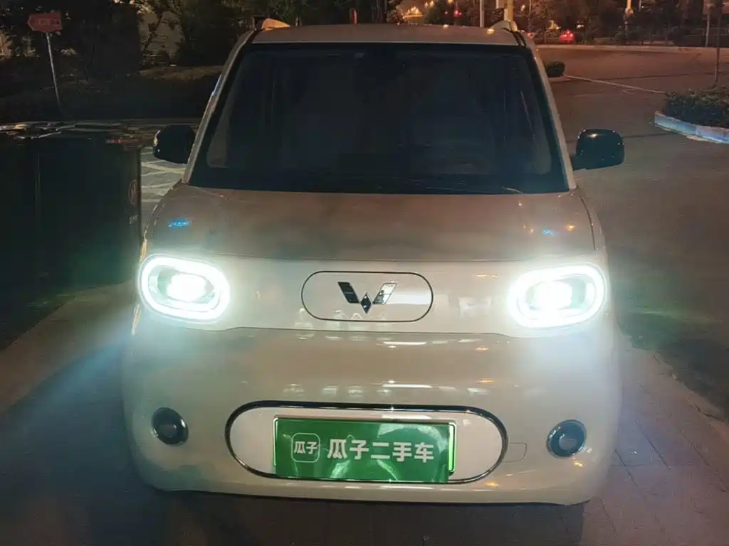 Wuling MINIEV — миниатюра 3