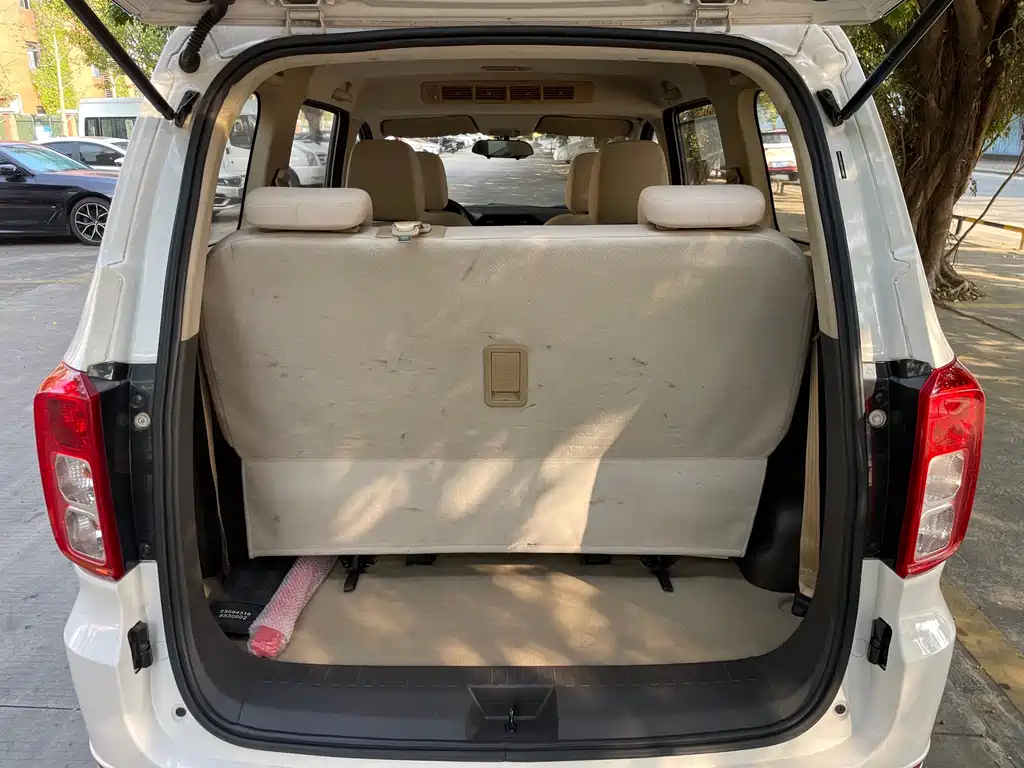 WULING WULING HONGGUANG