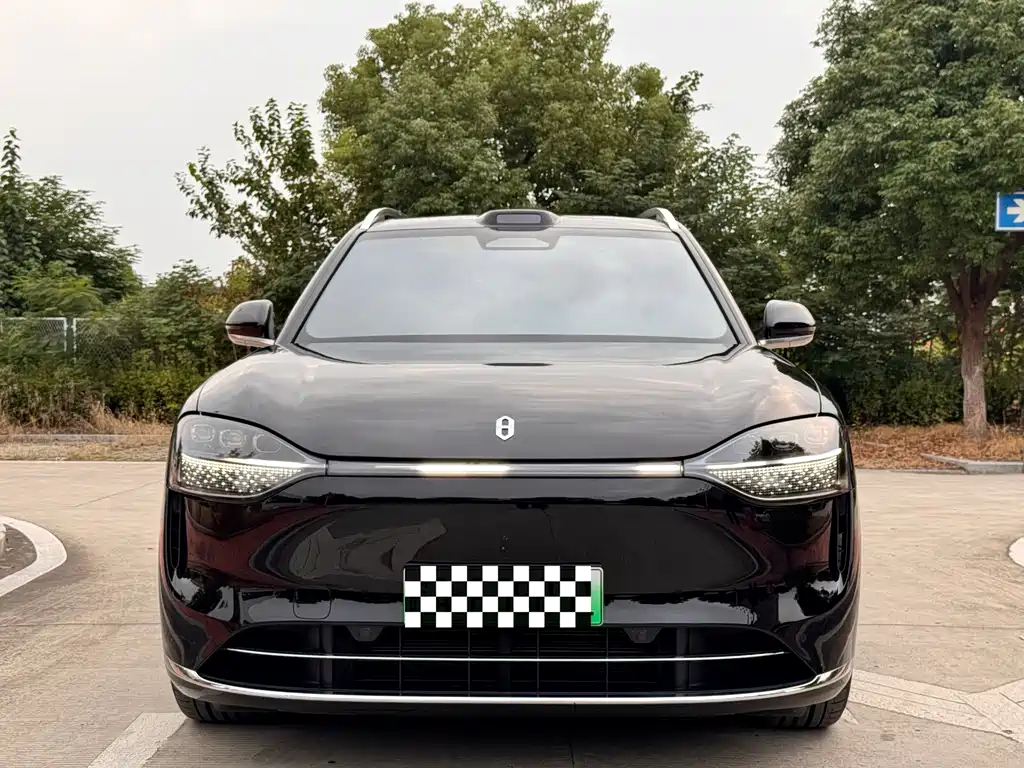 AITO AITO M9 — миниатюра 2