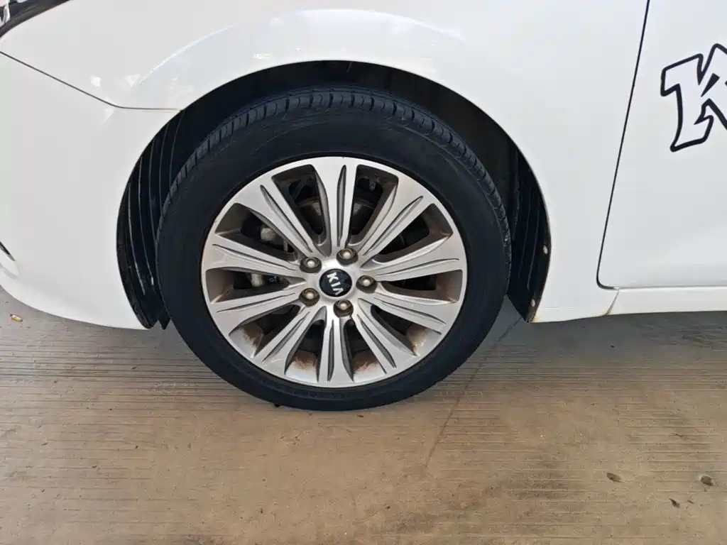 Kia K4 — миниатюра 23