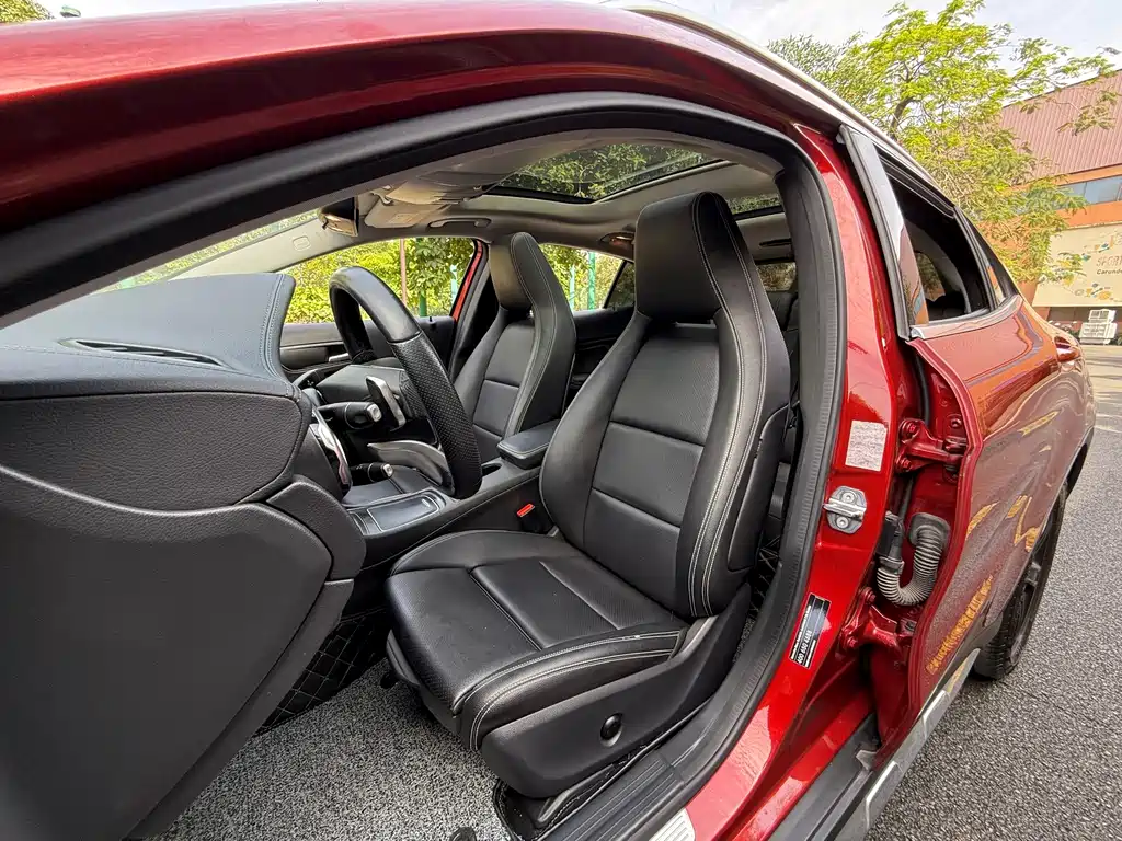 Mercedes-Benz GLA — миниатюра 9