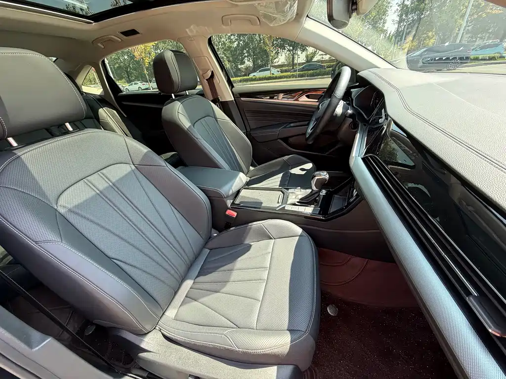 Volkswagen Passat — миниатюра 14
