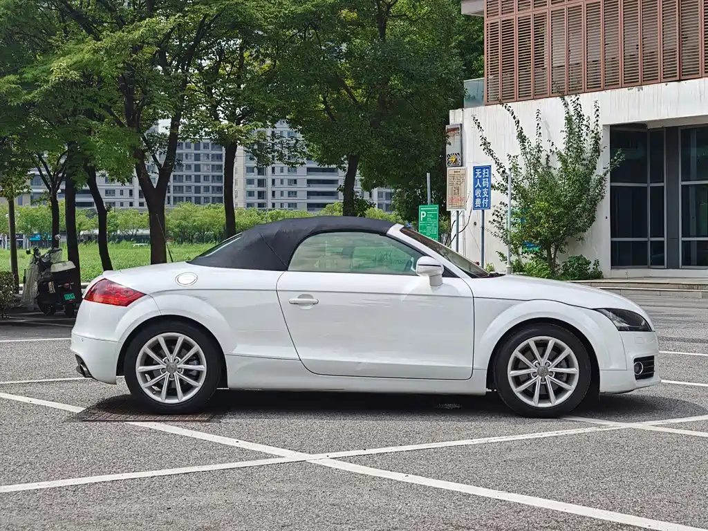 Audi TT — миниатюра 6