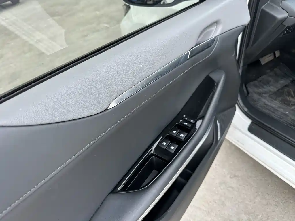 Changan Ruicheng PLUS — миниатюра 11
