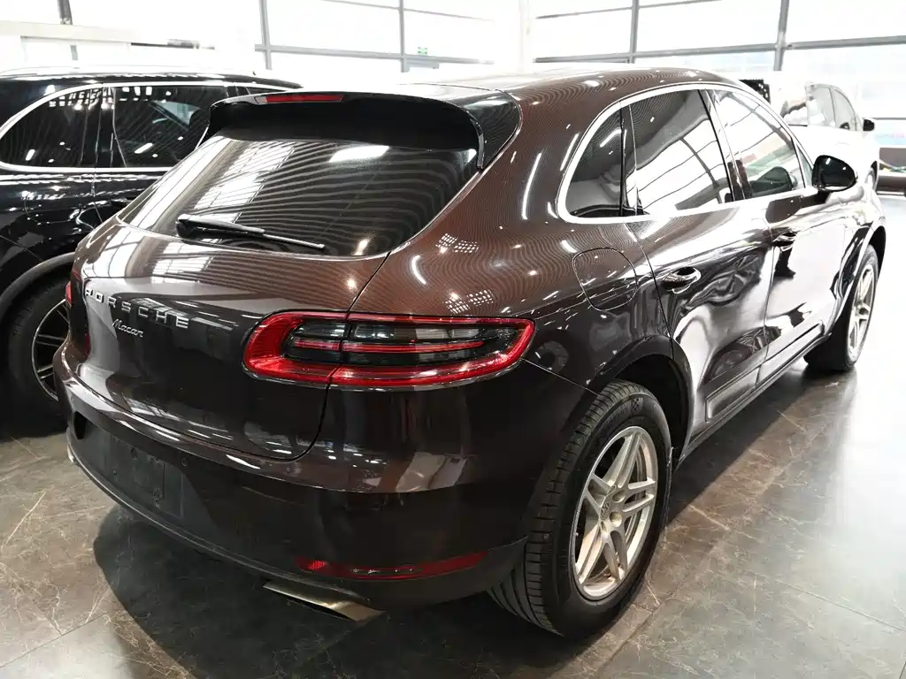 Porsche Macan 2016 Macan 2.0T