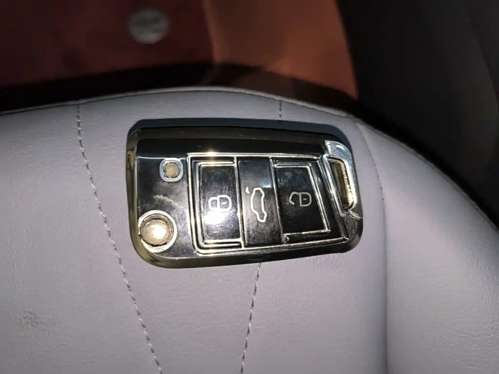 Volkswagen Lavida — миниатюра 9