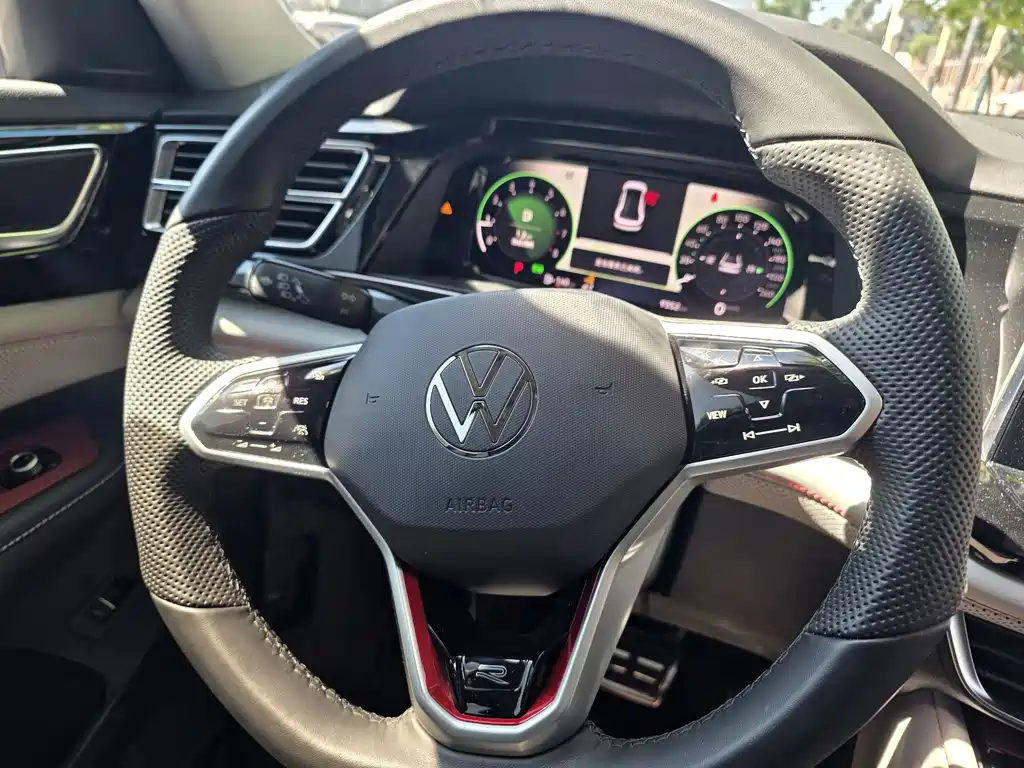 Volkswagen Teramont — миниатюра 24
