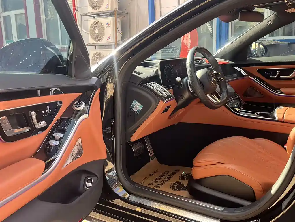 MERCEDES-BENZ S CLASS