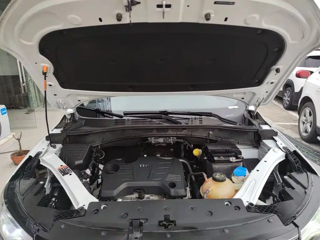 Roewe RX5 — миниатюра 20