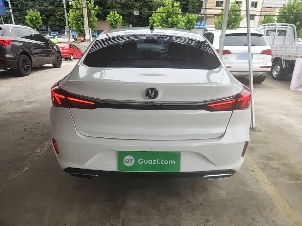 Changan Eado — миниатюра 6