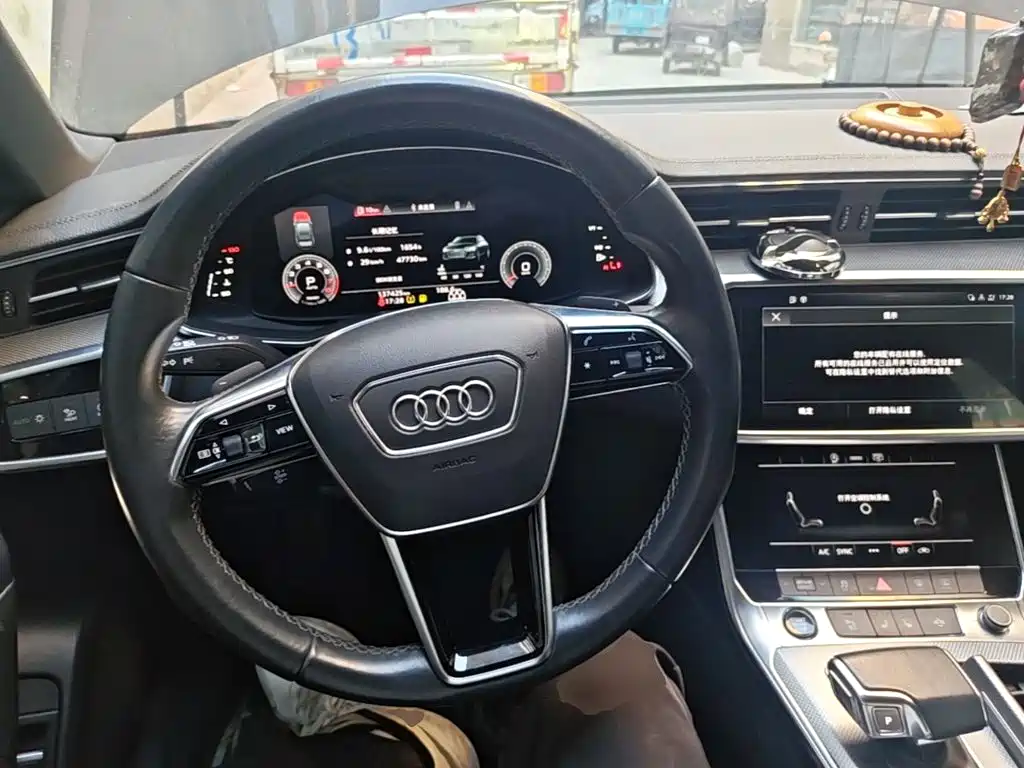 Audi A6L 2021 40 TFSI Luxury