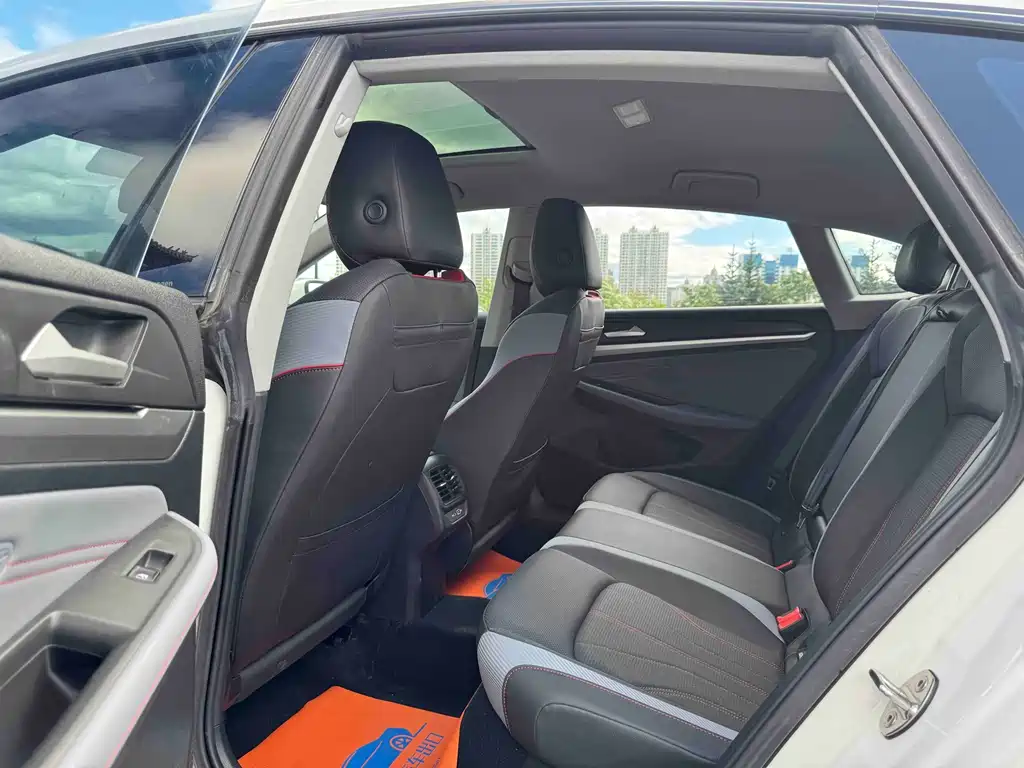 Volkswagen Lamando — миниатюра 8