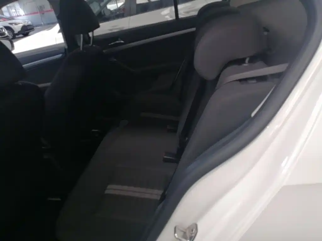 Volkswagen Lavida — миниатюра 17