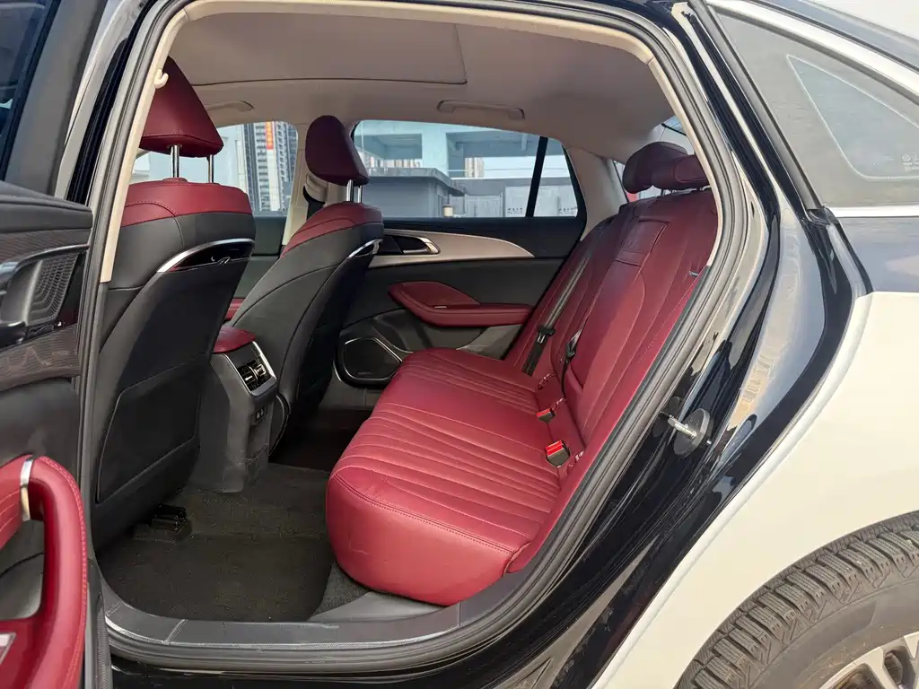 Hongqi Hongqi H5 — миниатюра 7