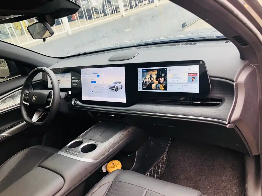 Changan Changan CS75PLUS — миниатюра 14