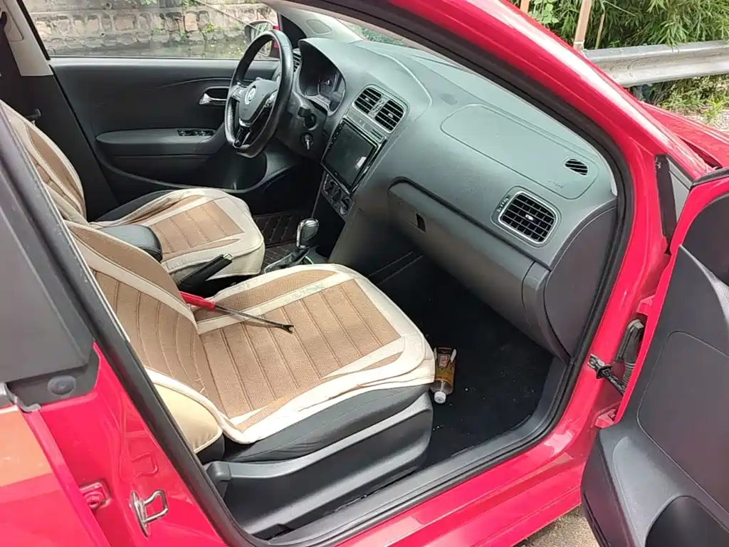 Volkswagen Polo — миниатюра 9