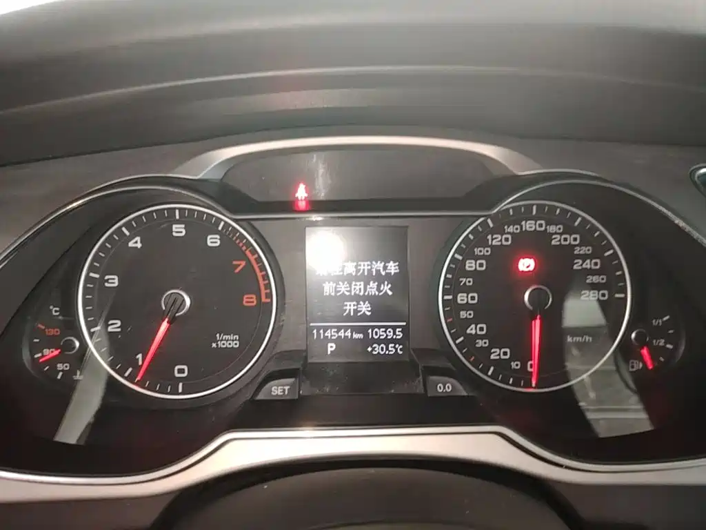 Audi A4L — миниатюра 12