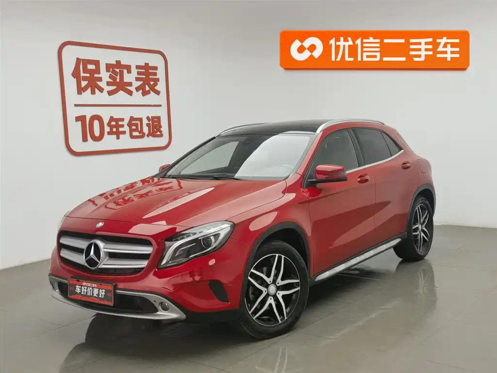 MERCEDES-BENZ GLA