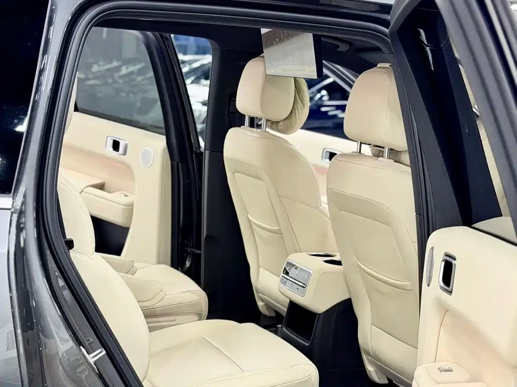 Li Auto Li L8 — миниатюра 9
