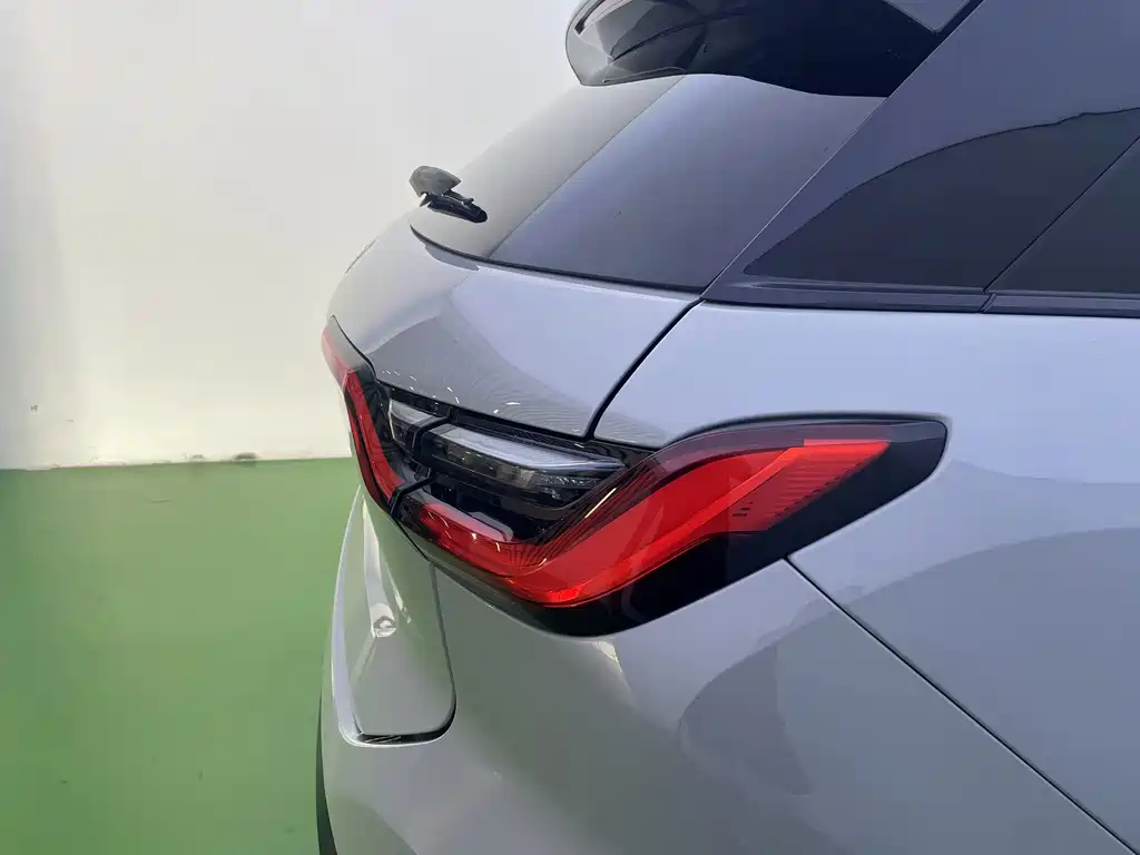NIO ES6 — миниатюра 19