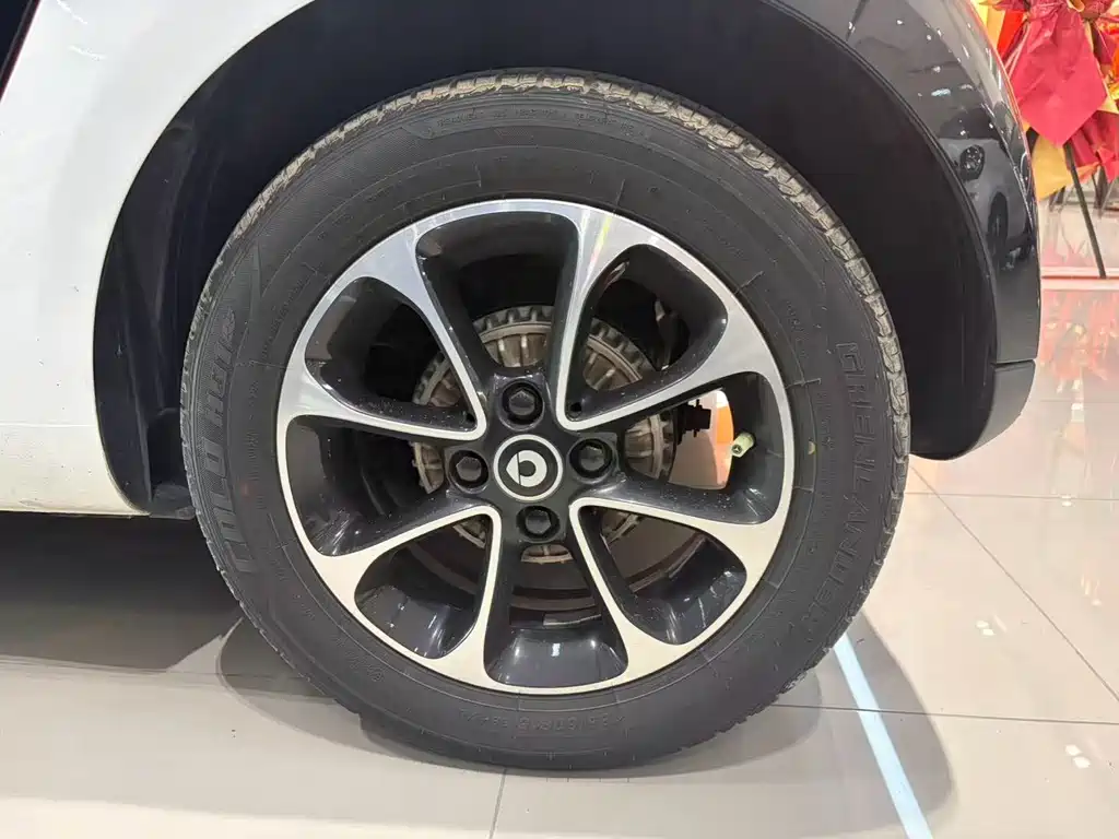 smart Smart Fortwo — миниатюра 11