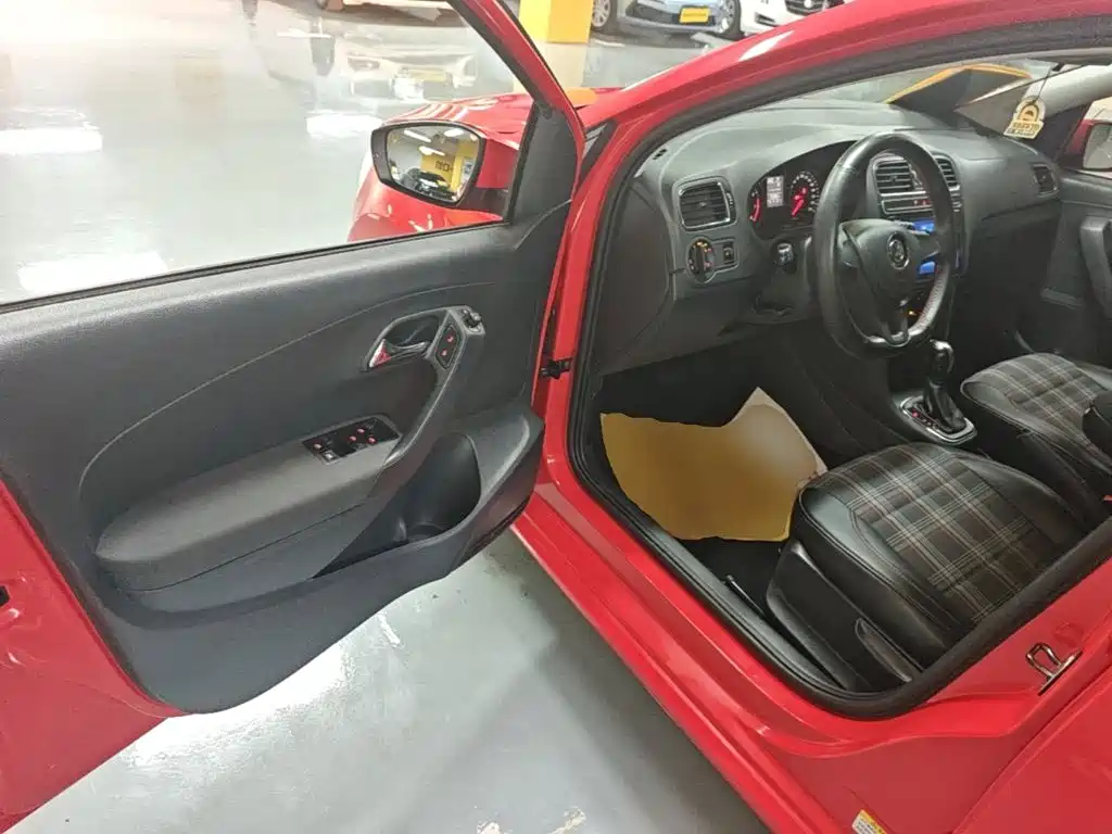 Volkswagen Polo — миниатюра 16