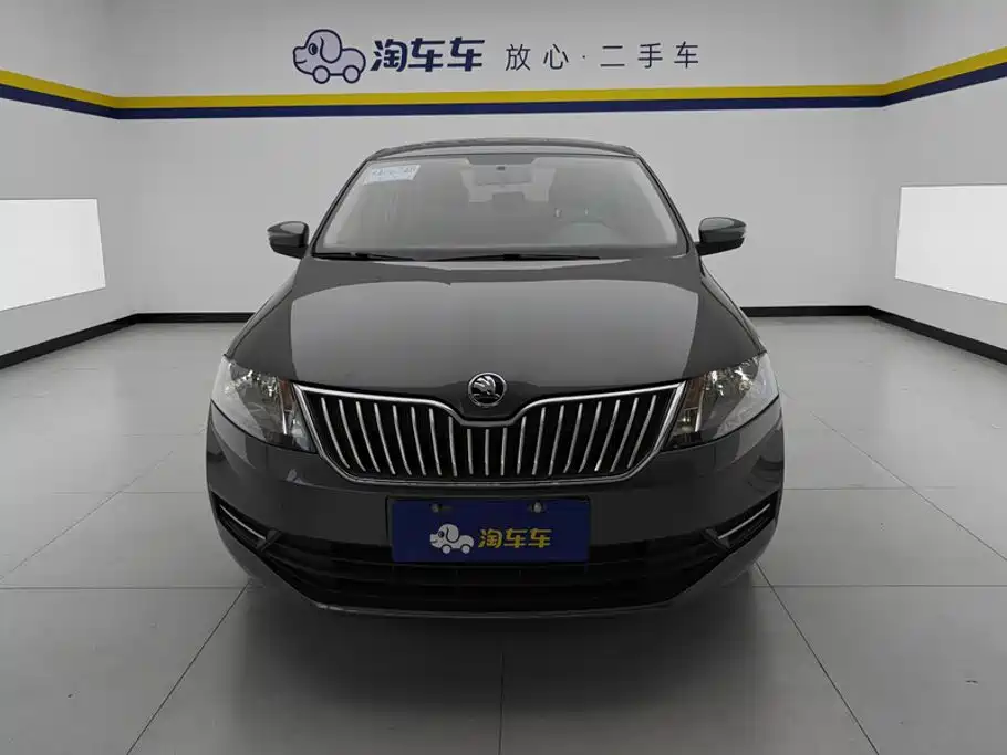 Skoda Rapid — миниатюра 2