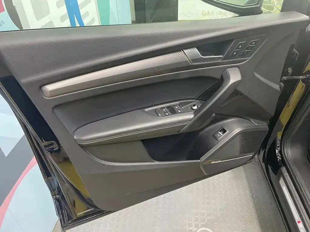 Audi Q5L — миниатюра 8