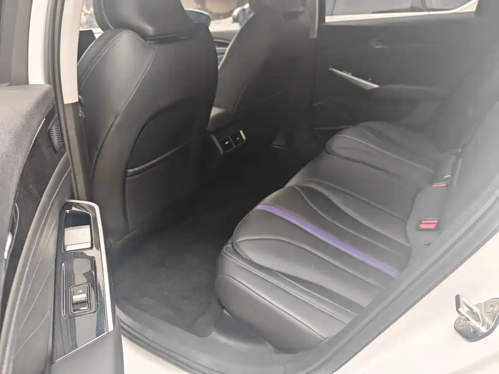 Geely Xingrui — миниатюра 11