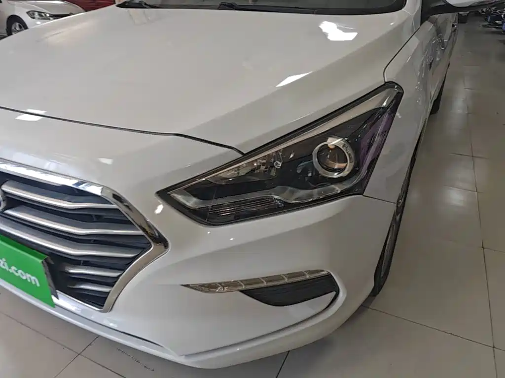 Hyundai Mistra — миниатюра 24